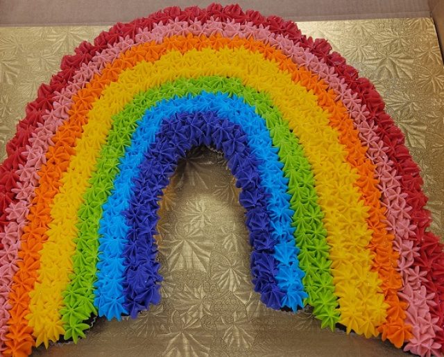 rainbow pull-apart cupcakes