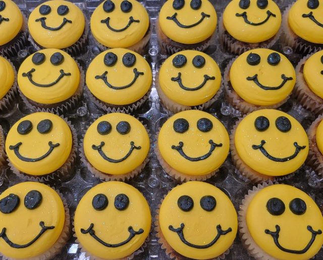 classic smiley face cupcakes