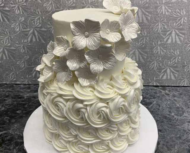 ivory white tired wedding cake